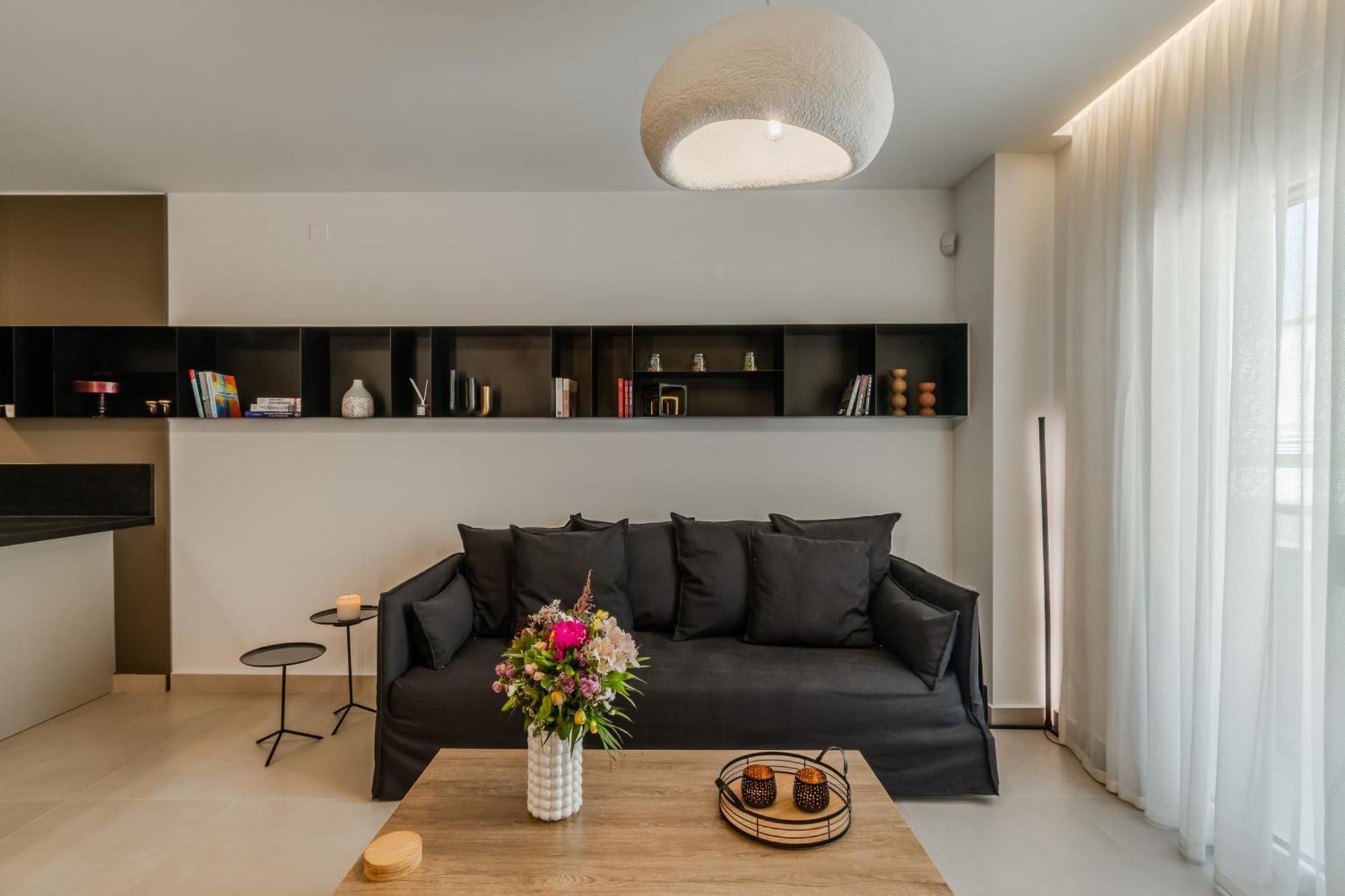 Dreamy 2 Bd In The Heart Of The By Hospi Appartement