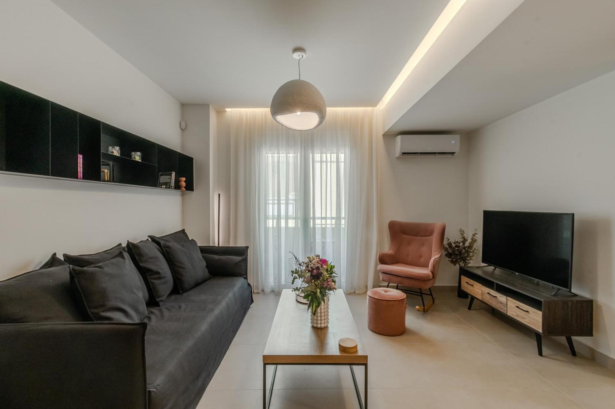 Dreamy 2 Bd In The Heart Of The By Hospi Appartement Héraklion